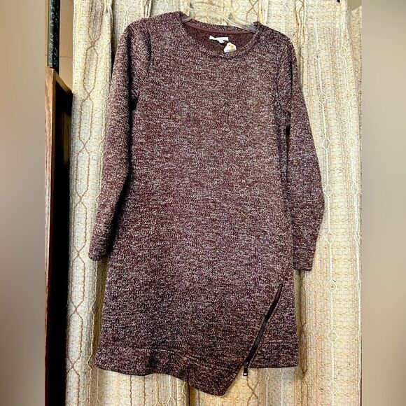 Maurices ladies med brown white long sweater - Picture 1 of 7